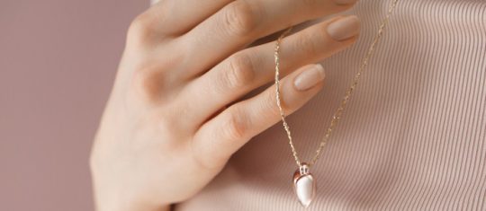 Chaîne femme