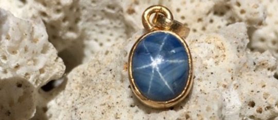 pendentif en saphir